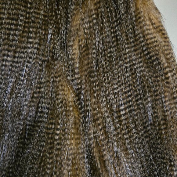 Inc International Concept NWT Faux Fur Eyelash Cropped Lined Jacket Size M - Picture 3 of 5